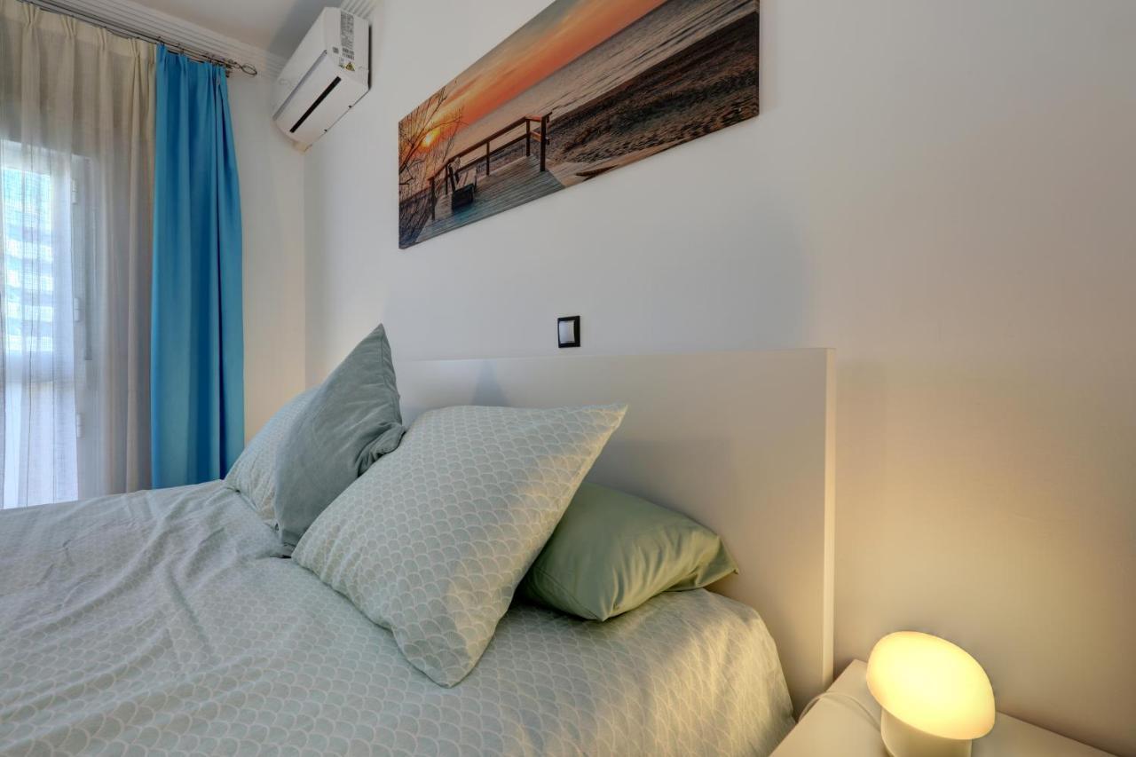 074 - Fabulous Sea View Apartment In Benal Beach Complex Benalmádena Esterno foto