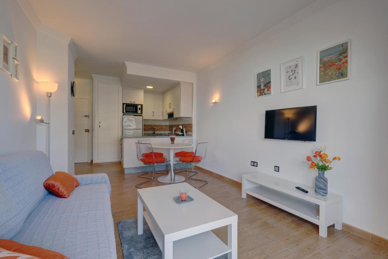 074 - Fabulous Sea View Apartment In Benal Beach Complex Benalmádena Esterno foto